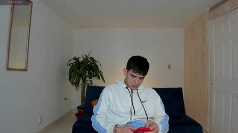 Snapshot of ares_johnsonn chatting on October 10, 11:31 am Ares online show from October 10, 11:31 am