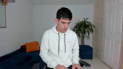 Snapshot of ares_johnsonn chatting on October 25, 11:07 am Ares online show from October 25, 11:07 am