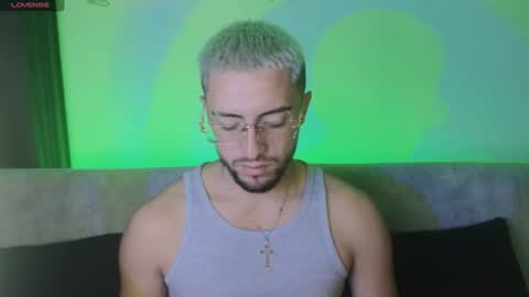 Mateo online show from August 3, 5:49 pm