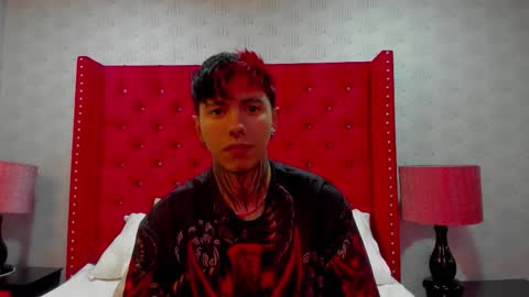 AresPaxton online show from March 22, 8:40 am