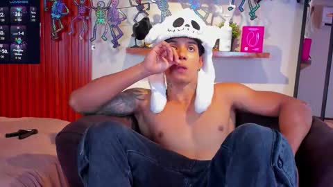 aress444 online show from October 1, 1:44 am