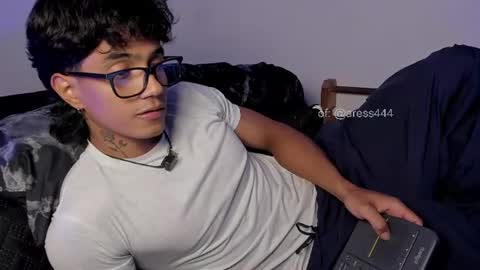 Snapshot of aress444 chatting on July 15, 12:16 am aress444 online show from July 15, 12:16 am