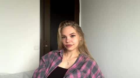 Amelia online show from November 10, 5:28 am