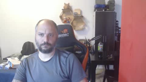 Snapshot of argentinox30 chatting on March 2, 1:27 pm argentinox30 online show from March 2, 1:27 pm