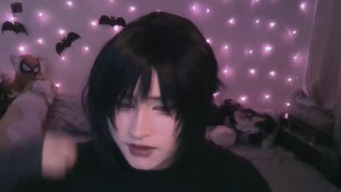 Ahri online show from February 7, 4:24 pm