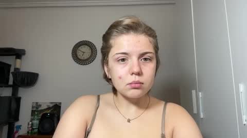 ari_crystal online show from February 18, 4:47 pm