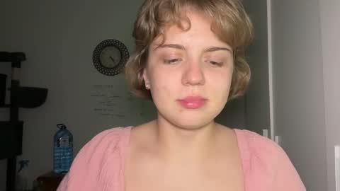 ari_crystal online show from March 26, 2:22 pm