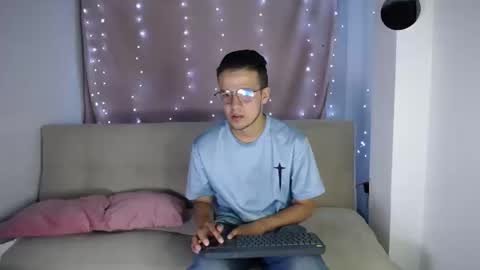 Alisson online show from March 20, 11:53 pm