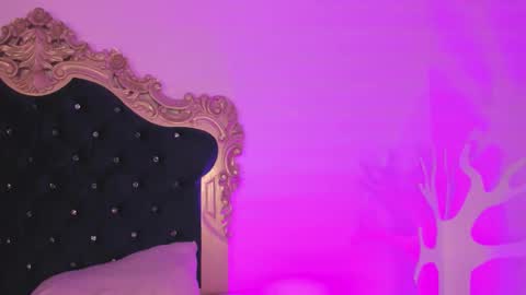 Ari  online show from November 27, 9:00 am