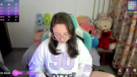 Snapshot of aria_alaia chatting on May 13, 1:47 am Linda online show from May 13, 1:47 am