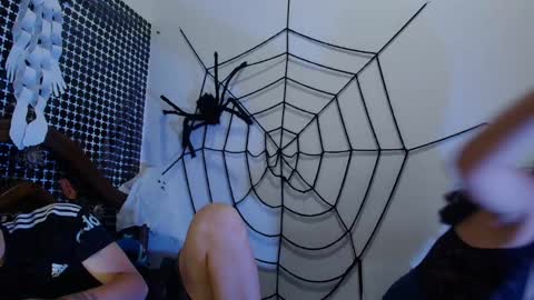 aria_arthur online show from October 17, 12:52 pm