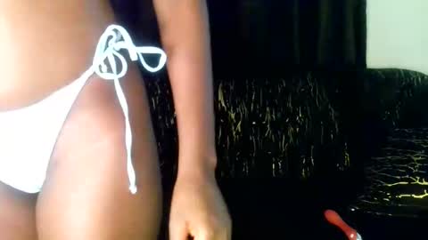 aria_bella25 online show from March 17, 1:58 pm