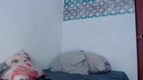 Snapshot of aria_bronw chatting on November 5, 1:44 pm AriaBronw online show from November 5, 1:44 pm