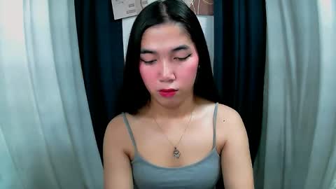 Snapshot of aria_fucks chatting on April 10, 1:11 am ARIA online show from April 10, 1:11 am