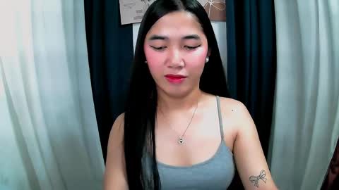 Snapshot of aria_fucks chatting on April 19, 11:29 pm ARIA online show from April 19, 11:29 pm