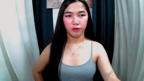 Snapshot of aria_fucks chatting on April 22, 12:13 am ARIA online show from April 22, 12:13 am