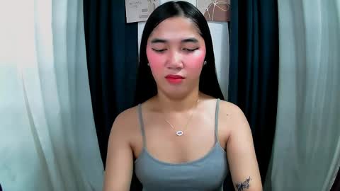 Snapshot of aria_fucks chatting on May 2, 12:37 am ARIA online show from May 2, 12:37 am