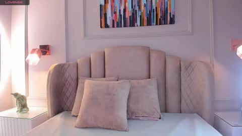 Aria  online show from January 5, 2:27 am