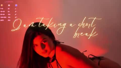 Snapshot of aria_greco chatting on March 24, 3:22 am Aria online show from March 24, 3:22 am