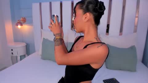  Aria  online show from October 22, 12:05 pm