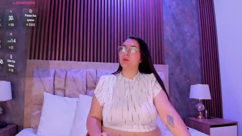 aria_kai_ online show from February 13, 11:39 am