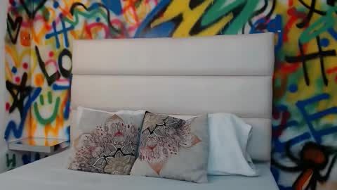 aria online show from November 6, 11:33 am