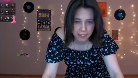 Snapshot of aria_wild_ chatting on March 14, 10:10 am aria_wild_ online show from March 14, 10:10 am