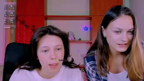aria_wild_ online show from June 19, 7:06 pm