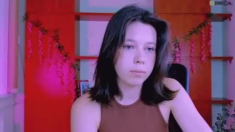aria_wild_ online show from June 21, 7:05 pm