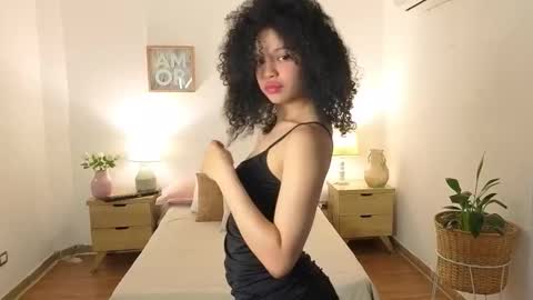 ariaa_23 online show from March 11, 12:55 pm