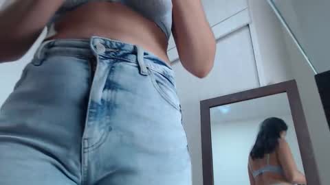 ariacoral online show from November 11, 1:22 pm