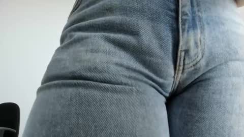 ariacoral online show from February 2, 1:54 pm