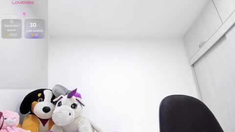 ariacoral online show from July 10, 1:25 pm