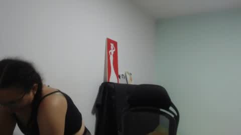 ...Ariana... online show from June 10, 5:23 pm