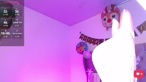 Ari online show from December 17, 2:33 pm