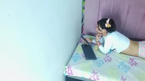 ariadnarogerscm101 online show from March 30, 3:40 am