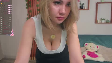 ariaeven online show from June 7, 3:10 am