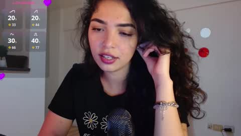 ariagal online show from February 10, 4:33 pm