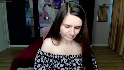 AriaGray online show from December 22, 1:30 pm