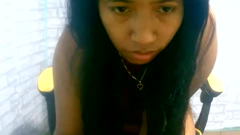 ariah13 online show from May 15, 6:09 am