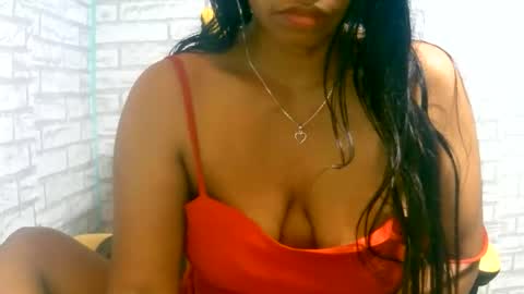 ariah13 online show from June 2, 6:26 am