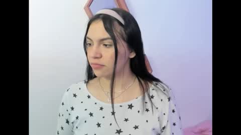 Snapshot of ariana__clauss chatting on December 5, 7:10 pm ariana__clauss online show from December 5, 7:10 pm