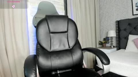 Ari online show from May 2, 3:00 am