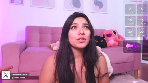 Snapshot of ariana_bae_ chatting on January 14, 3:01 am online show from January 14, 3:01 am