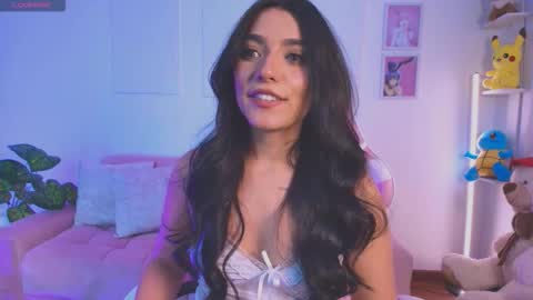 Snapshot of ariana_bae_ chatting on September 17, 12:40 pm online show from September 17, 12:40 pm