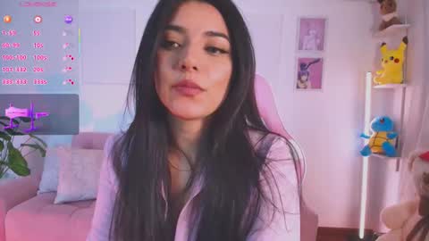 Snapshot of ariana_bae_ chatting on September 20, 12:55 am online show from September 20, 12:55 am