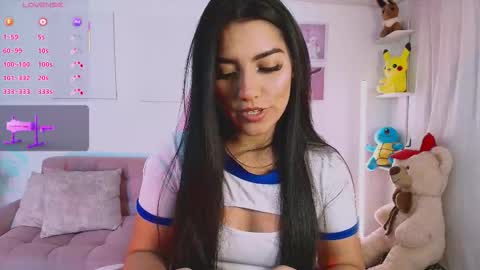 Snapshot of ariana_bae_ chatting on September 26, 2:37 am online show from September 26, 2:37 am