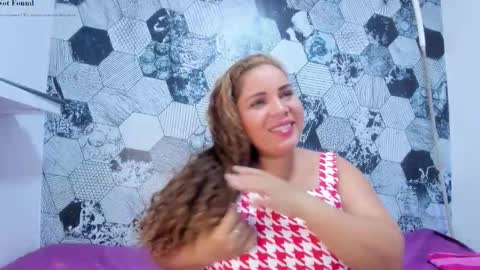 ariana_bbw_ online show from September 21, 8:43 pm