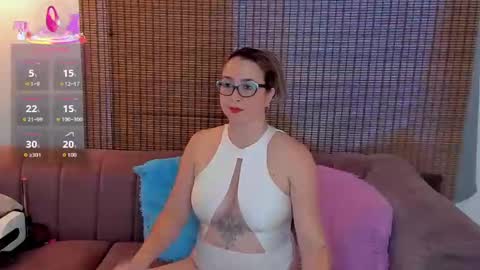 Ariana Cruz online show from November 8, 2:06 pm