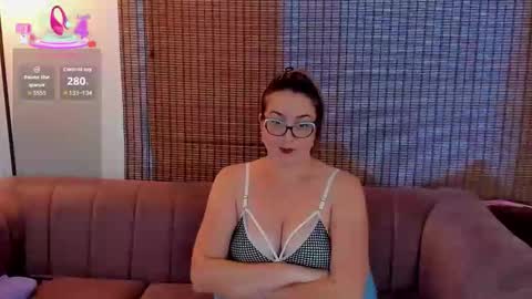 Ariana Cruz online show from December 19, 4:47 pm